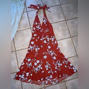 Essue Halter top Dress